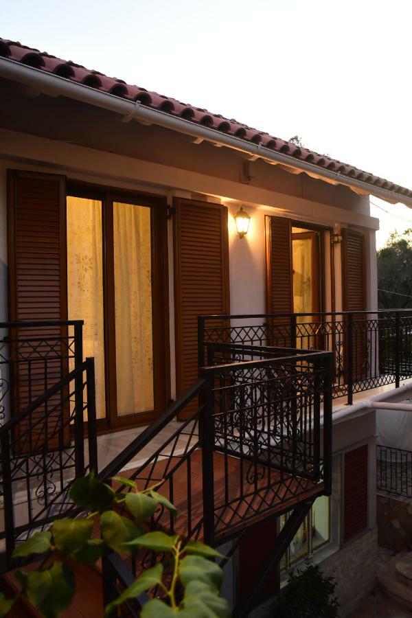 Appartamento Nikoletta 5 Vlachopoulátika Esterno foto